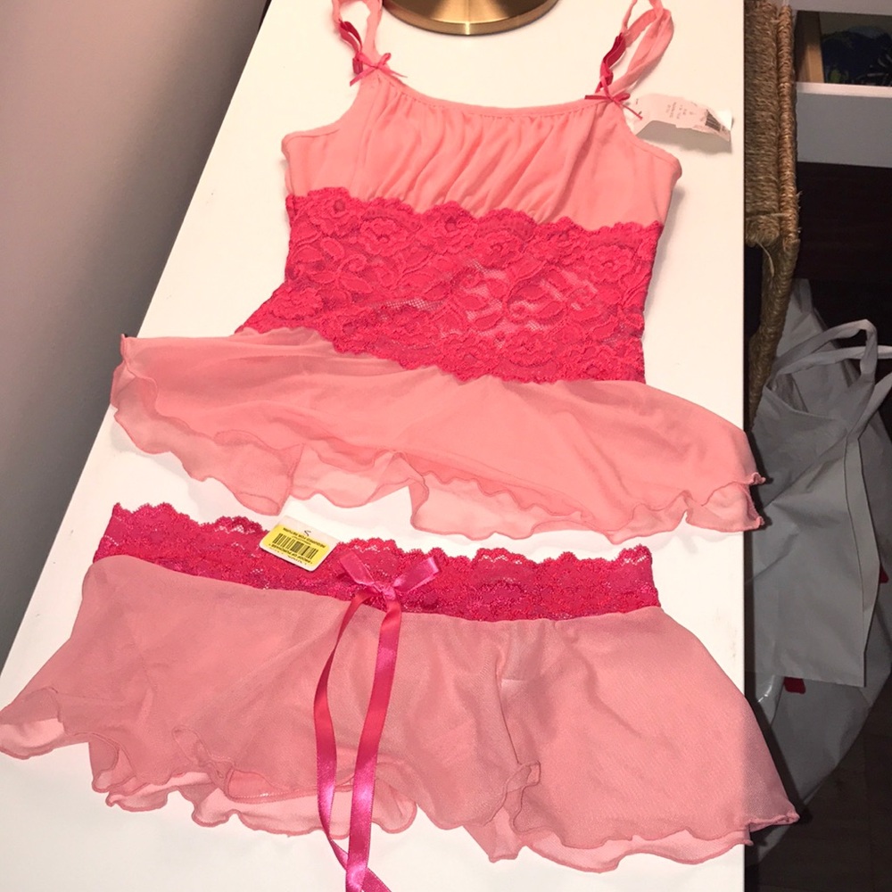 NWT Pink lace lingerie set
